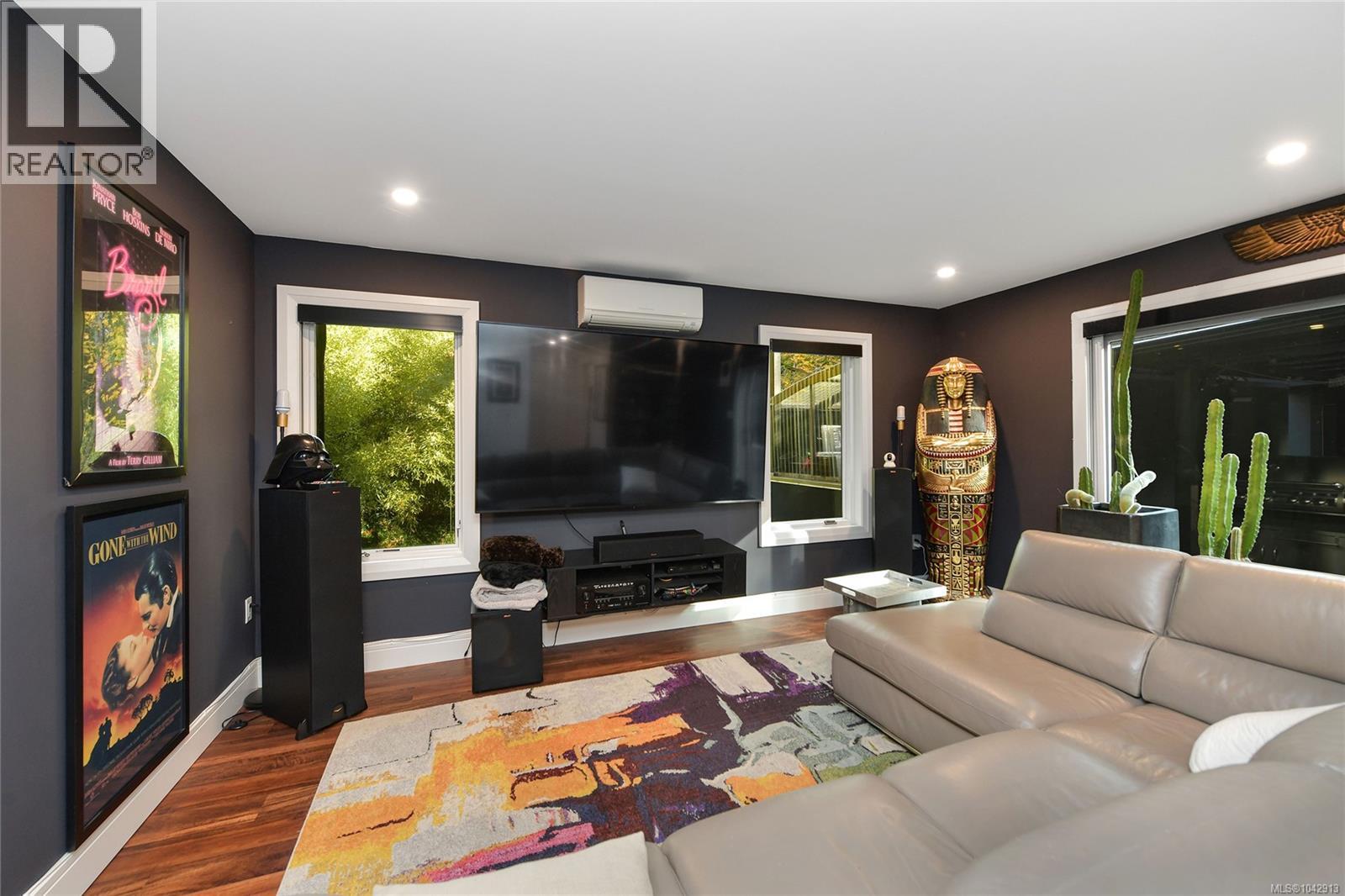 851 Sayward Rd