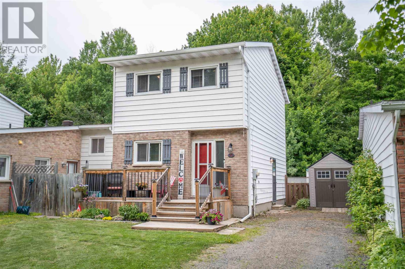 20 Muriel Dr, Sault Ste. Marie, Ontario  P6A 6X4 - Photo 1 - SM261607