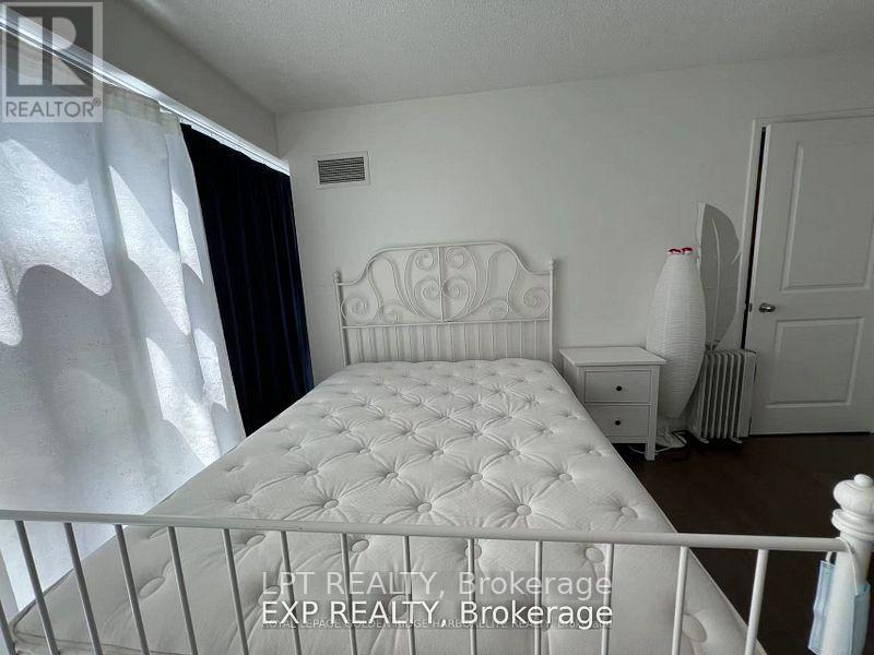 605 - 11 St Joseph Street, Toronto, Ontario  M4Y 1J8 - Photo 6 - C13546510