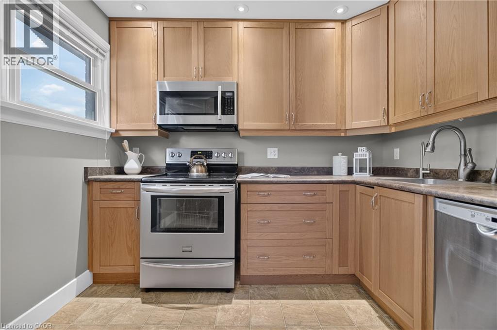 531 Philip Crescent, Cambridge, Ontario  N3H 2R4 - Photo 21 - 40846966