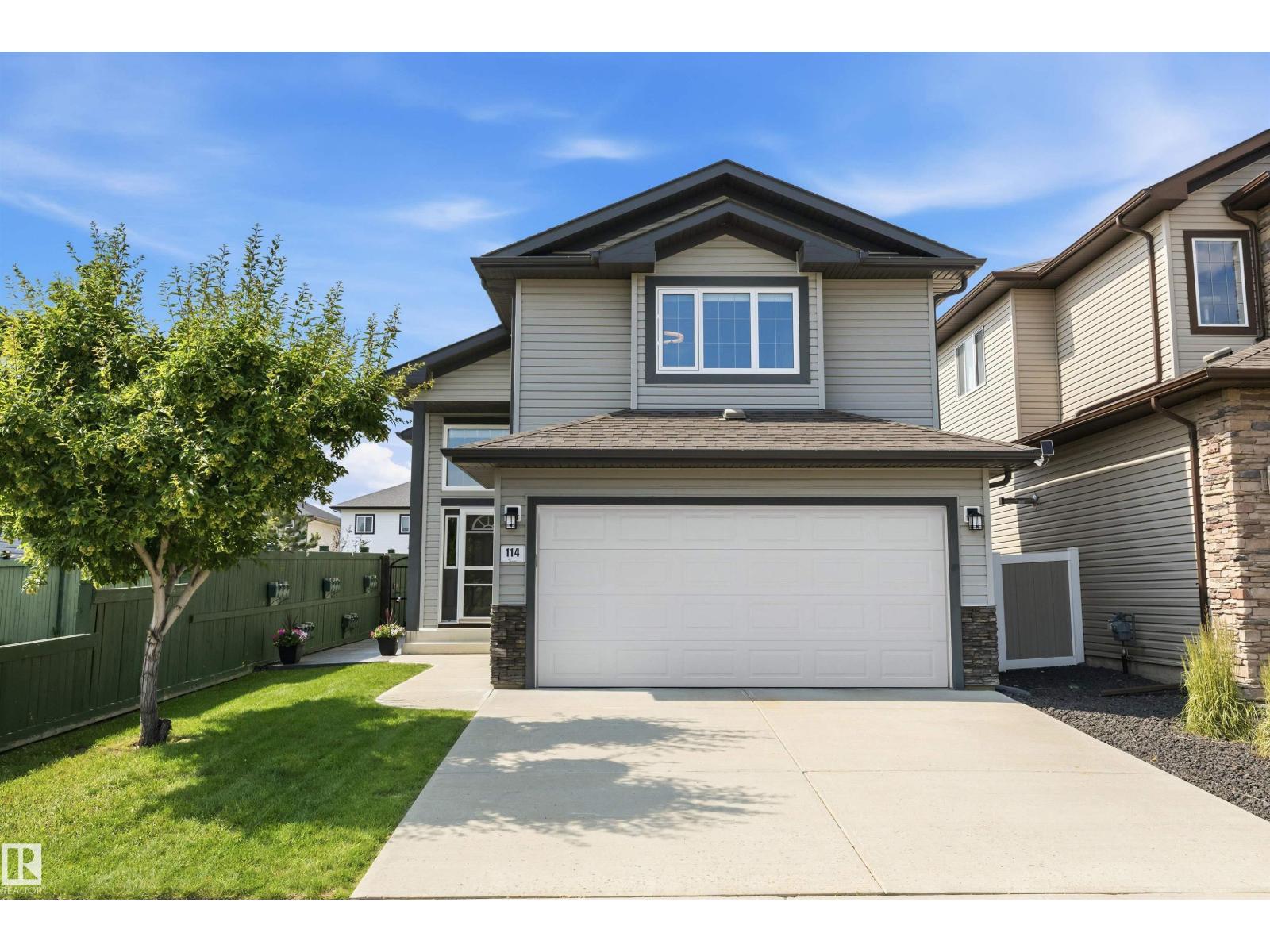 114 WOODHILL LN, Fort Saskatchewan