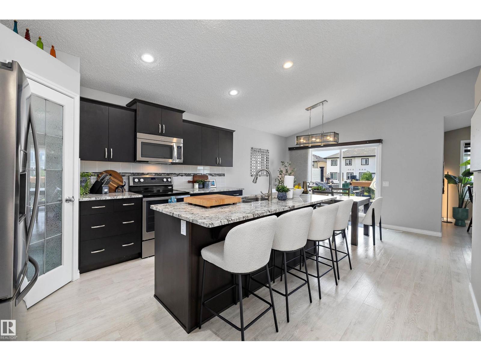 114 Woodhill Ln, Fort Saskatchewan, Alberta  T8L 0L8 - Photo 9 - E4498094