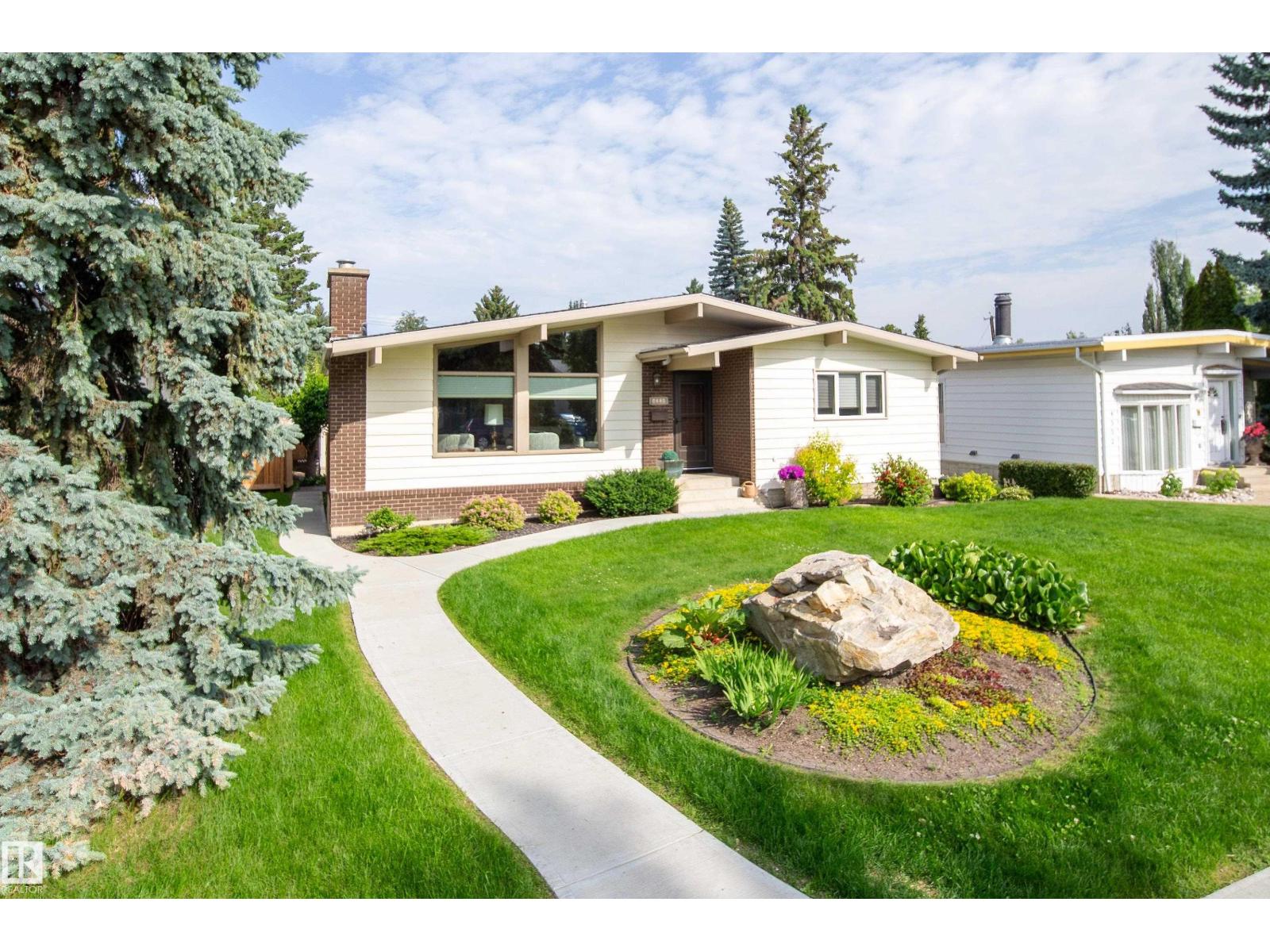 4328 116 ST NW NW, Edmonton, Alberta