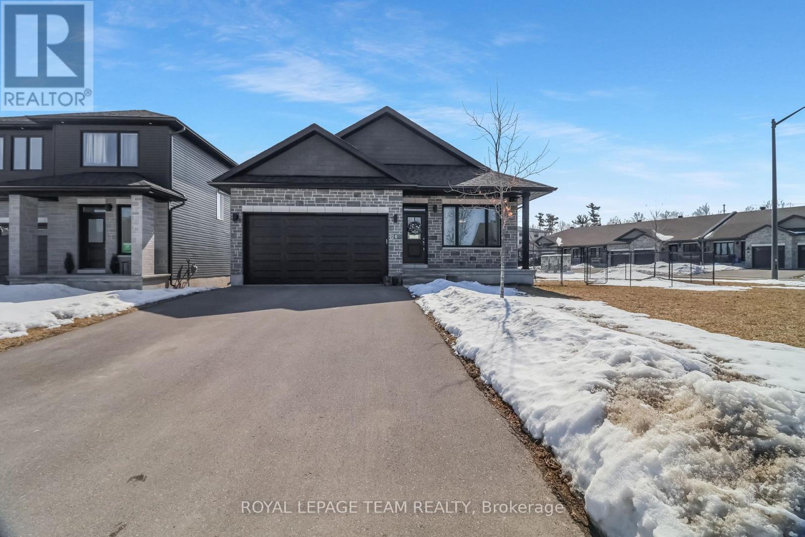 20 SEABERT DRIVE, Arnprior