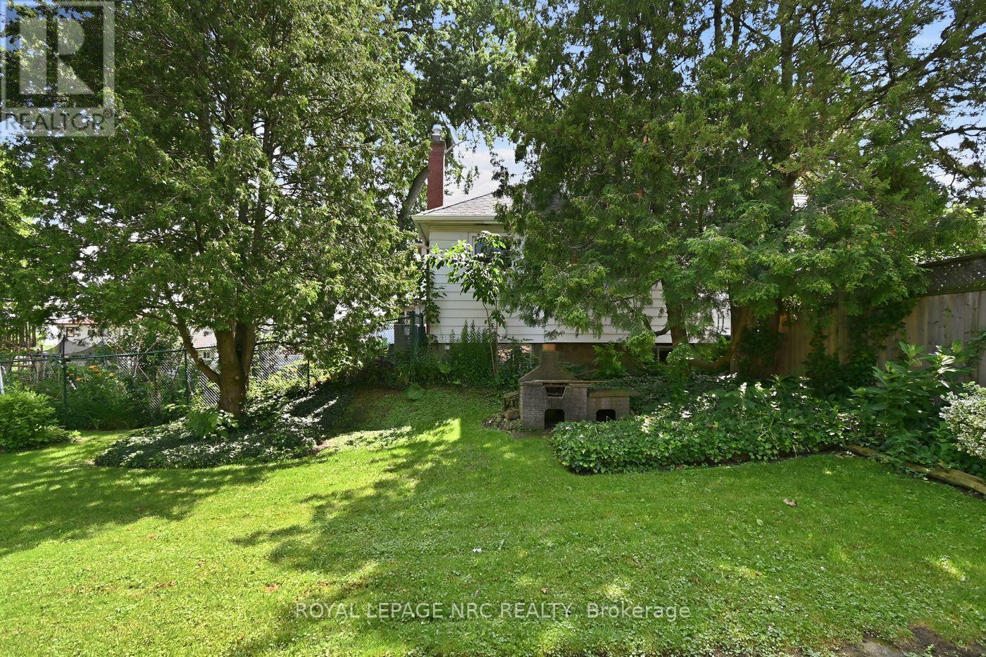 18 Chapel Street N, Thorold, Ontario  L2V 2E2 - Photo 36 - X13547100