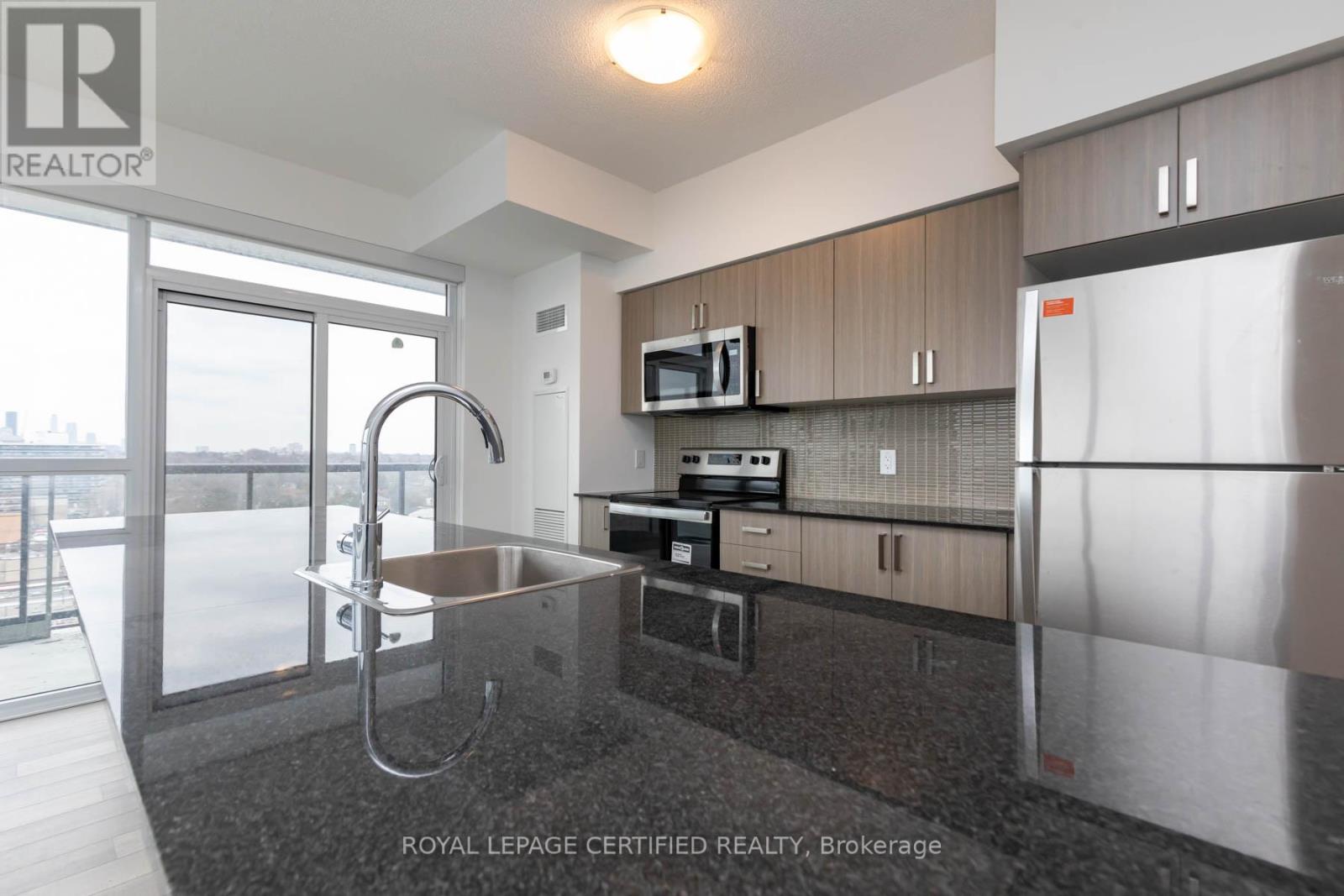 909 - 1603 Eglinton Avenue W, Toronto, Ontario  M6E 0A1 - Photo 13 - C13547154