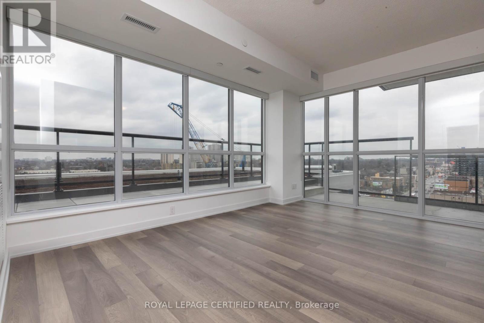 909 - 1603 Eglinton Avenue W, Toronto, Ontario  M6E 0A1 - Photo 4 - C13547154