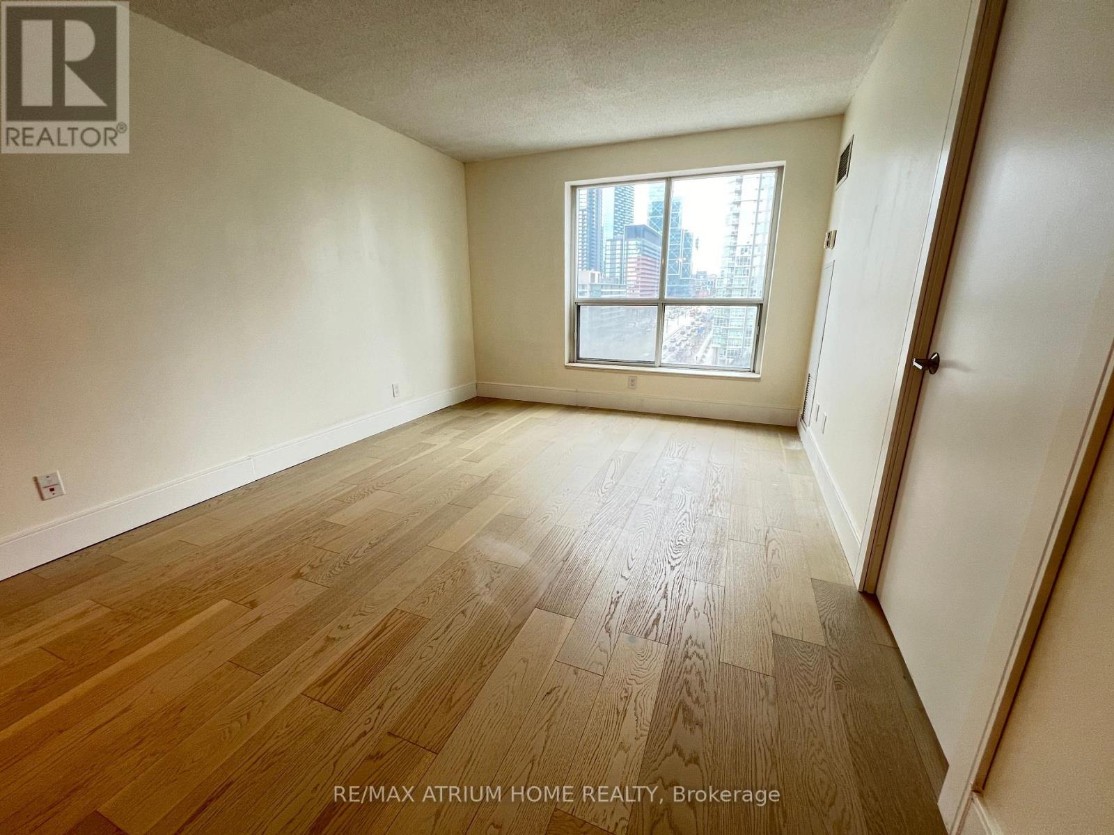 905 - 410 Queens Quay W, Toronto, Ontario M5V 3T1 - Photo 13 - C13547170