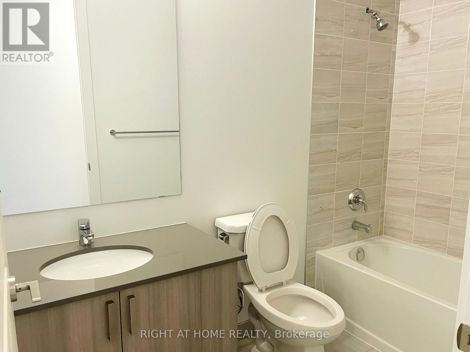 707 - 1455 Celebration Drive, Pickering, Ontario  L1W 1L8 - Photo 9 - E13547134