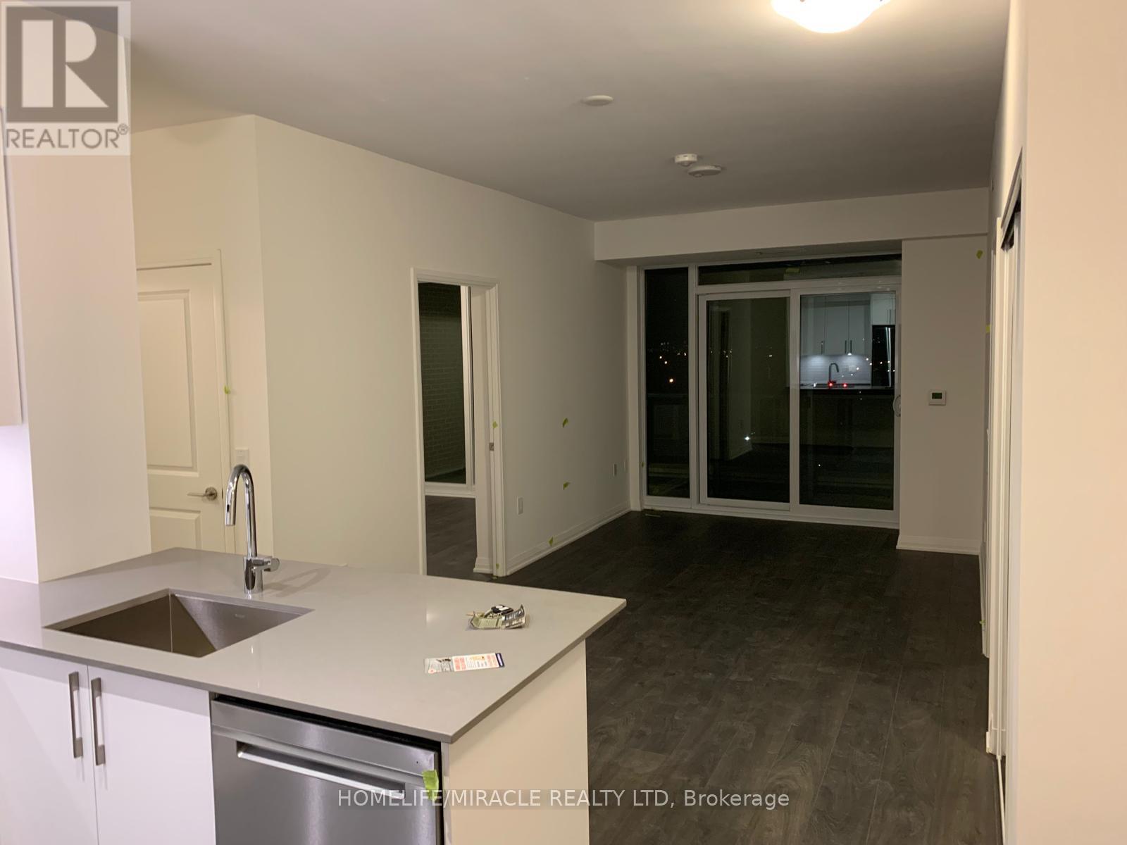 510 - 99 Eagle Rock Way, Vaughan, Ontario L6A 5A7 - Photo 4 - N13547102
