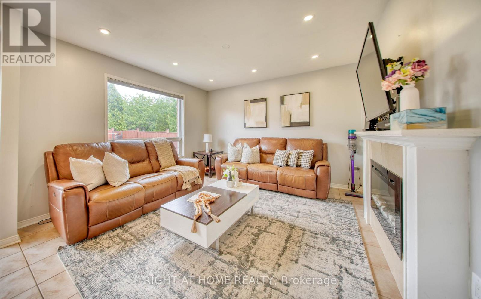 211 Queen Mary Drive, Brampton, Ontario  L7A 1Y9 - Photo 13 - W13547098