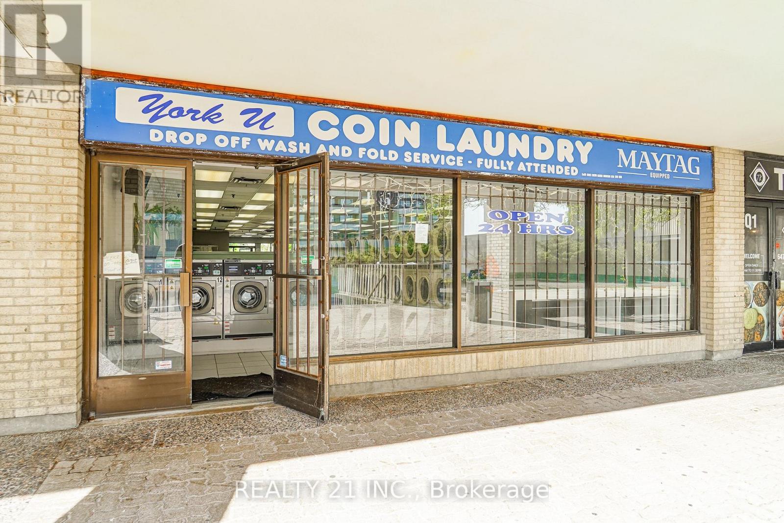 45 FOUR WINDS DRIVE, Toronto, Ontario