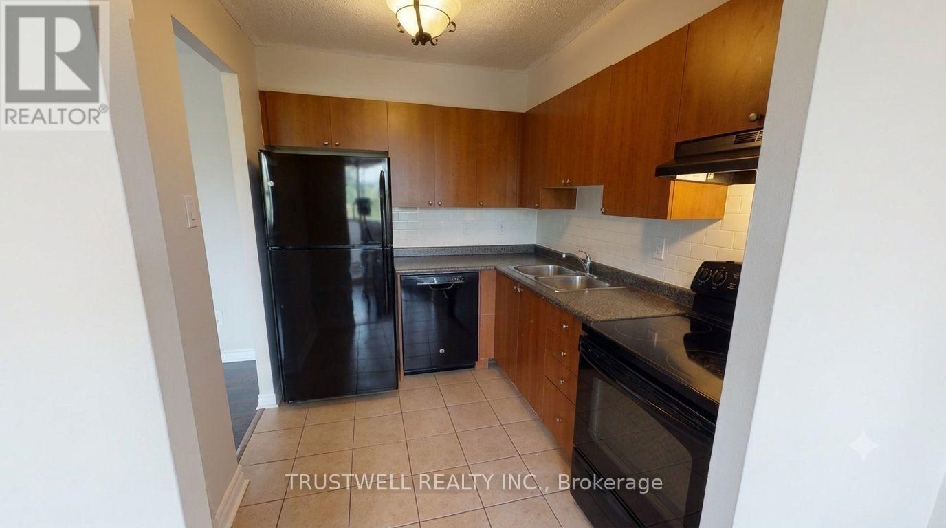 209 - 3501 Glen Erin Drive, Mississauga, Ontario  L5L 2E9 - Photo 4 - W13547184