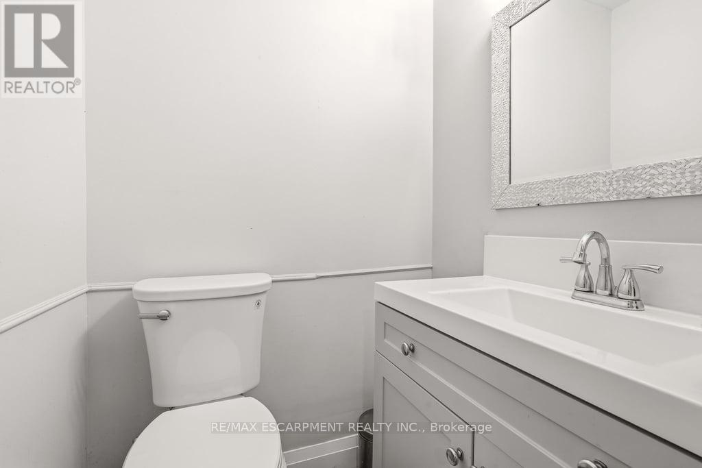157 - 1066 Falgarwood Drive, Oakville, Ontario L6H 2P3 - Photo 11 - W13547204