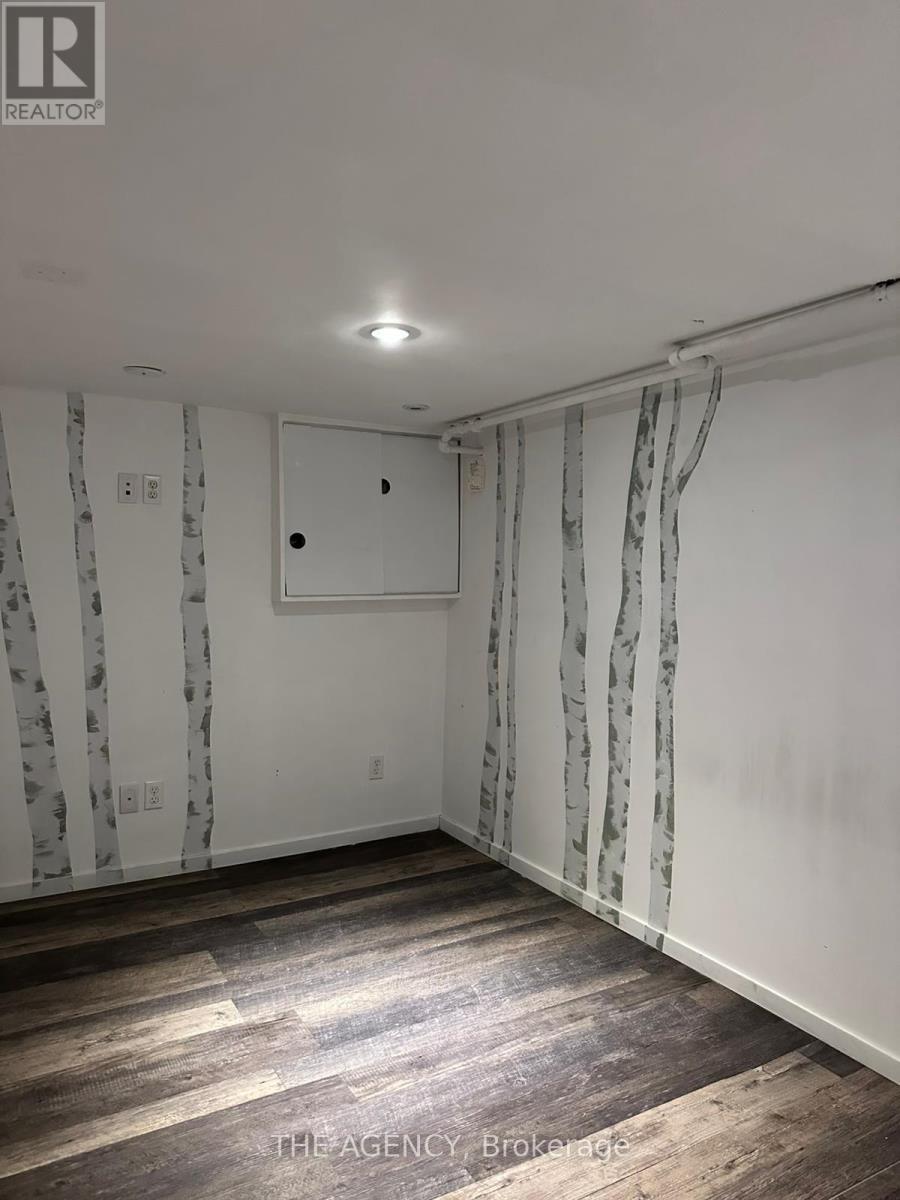 Bsmt - 40 Montye Avenue, Toronto, Ontario M6S 2G9 - Photo 10 - W13547236