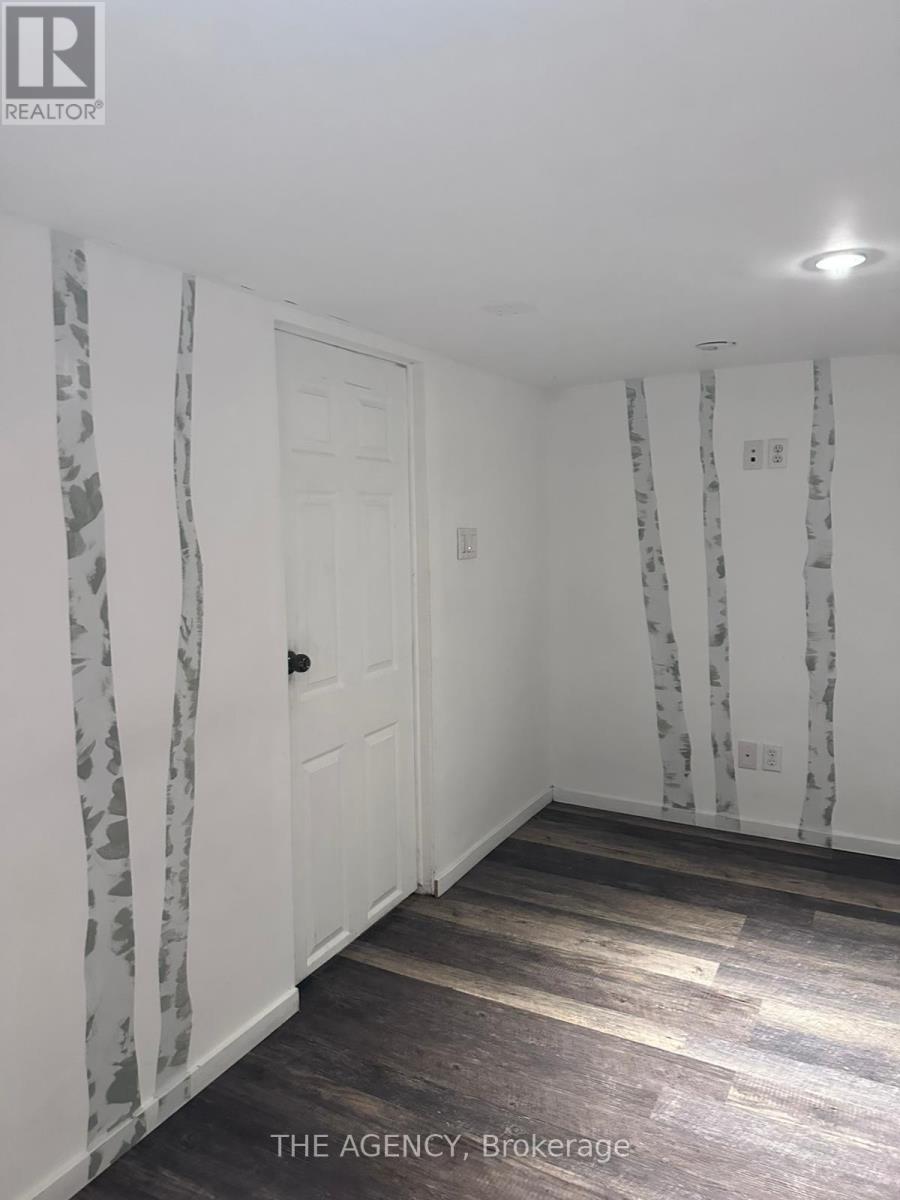 Bsmt - 40 Montye Avenue, Toronto, Ontario M6S 2G9 - Photo 11 - W13547236