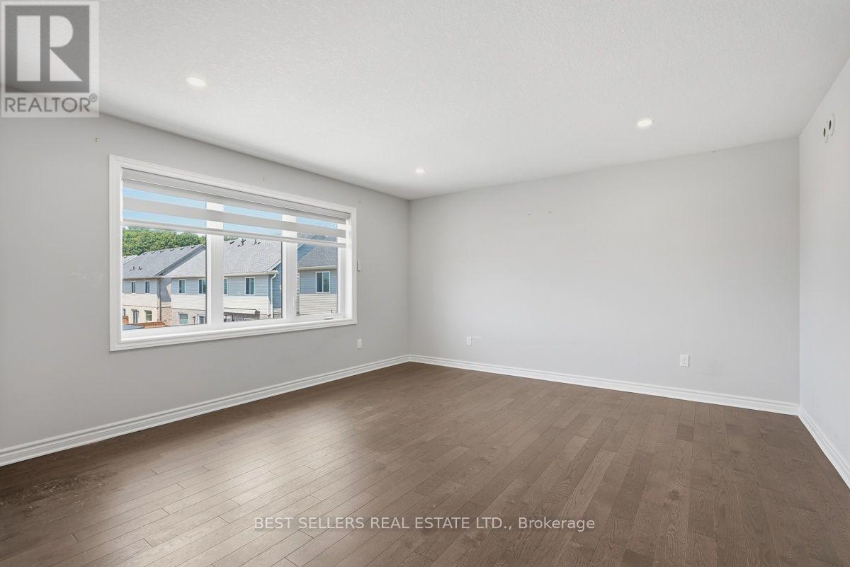 22 Weir Crescent, St. Thomas, Ontario  N5R 0L7 - Photo 26 - X13547124