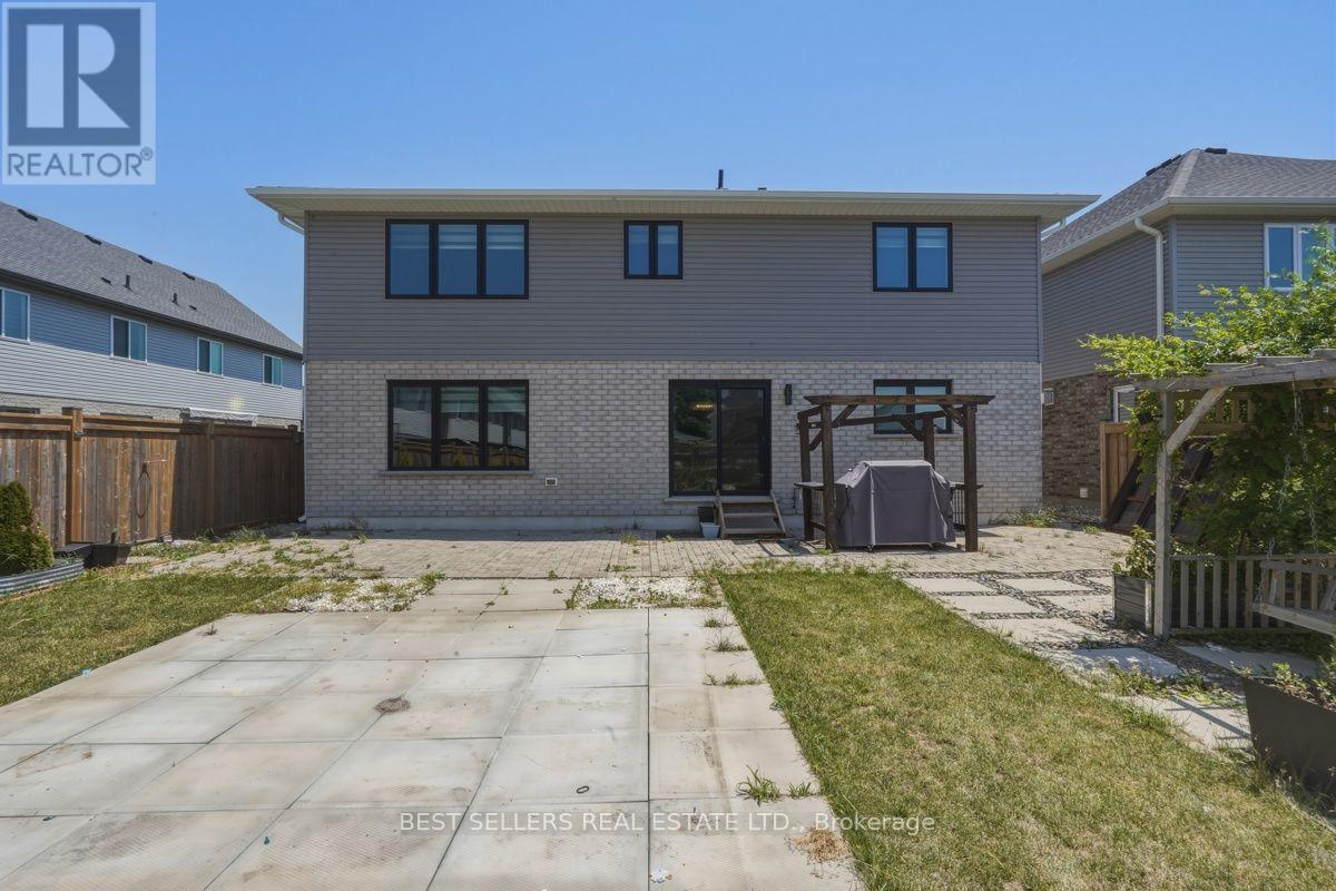 22 Weir Crescent, St. Thomas, Ontario  N5R 0L7 - Photo 47 - X13547124