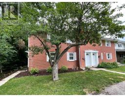 290 WESTCOURT PLACE, Waterloo, Ontario