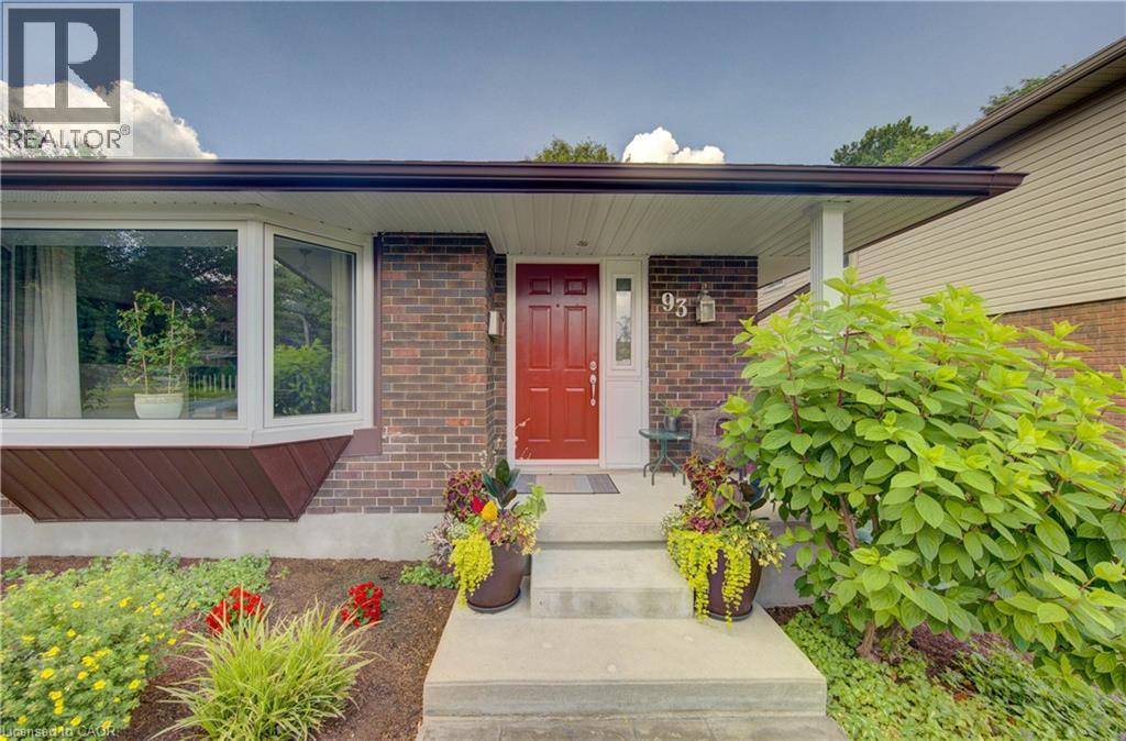 93 Briargate Drive, Kitchener, Ontario  N2E 2J4 - Photo 5 - 40844937