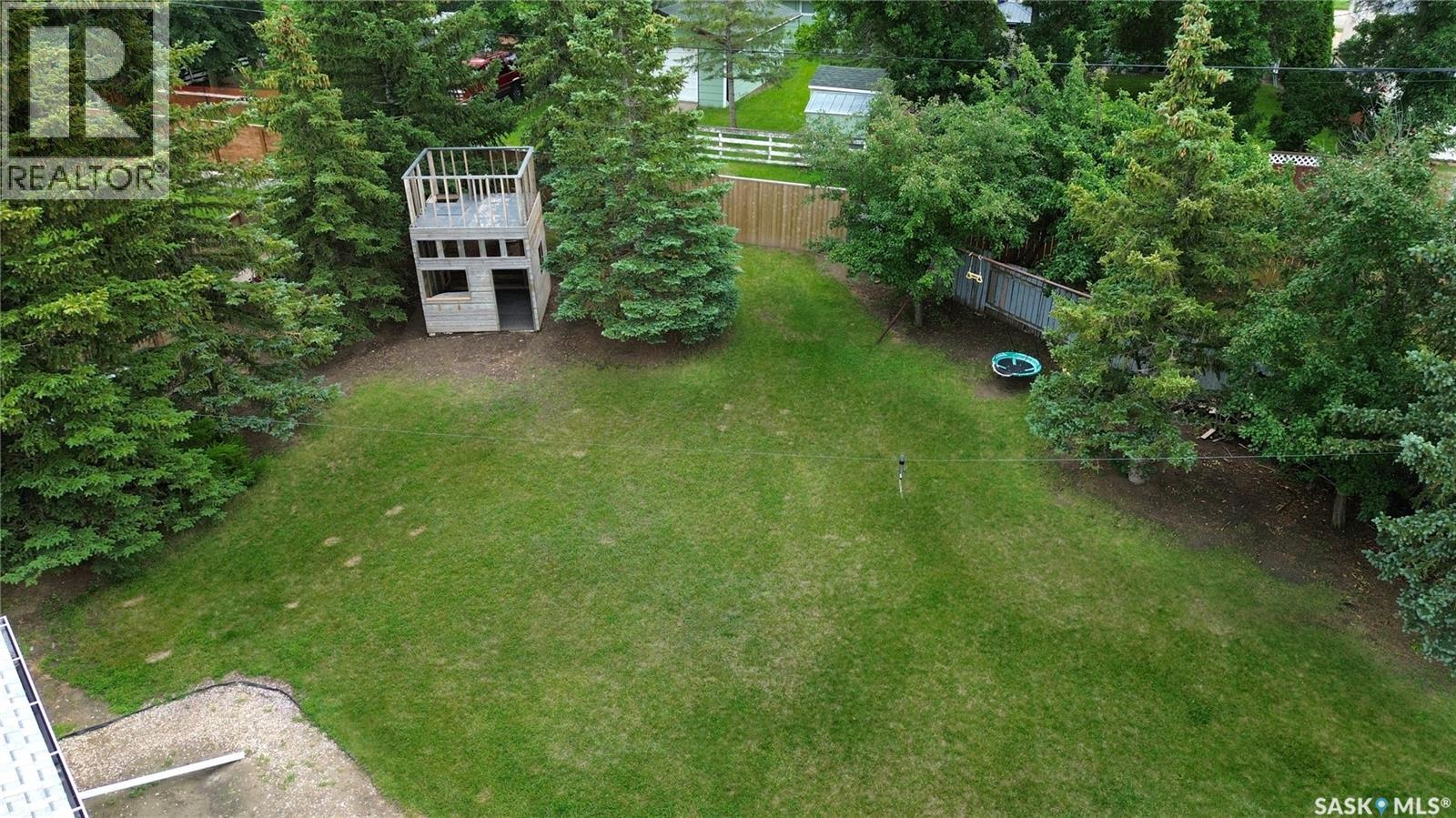 5 Shaw Place, Assiniboia, Saskatchewan  S0H 0B0 - Photo 39 - SK042140