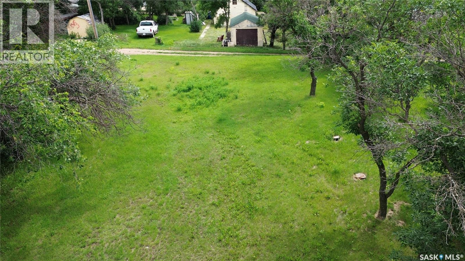 221 1st Street E, Lafleche, Saskatchewan  S0H 2K0 - Photo 7 - SK042070