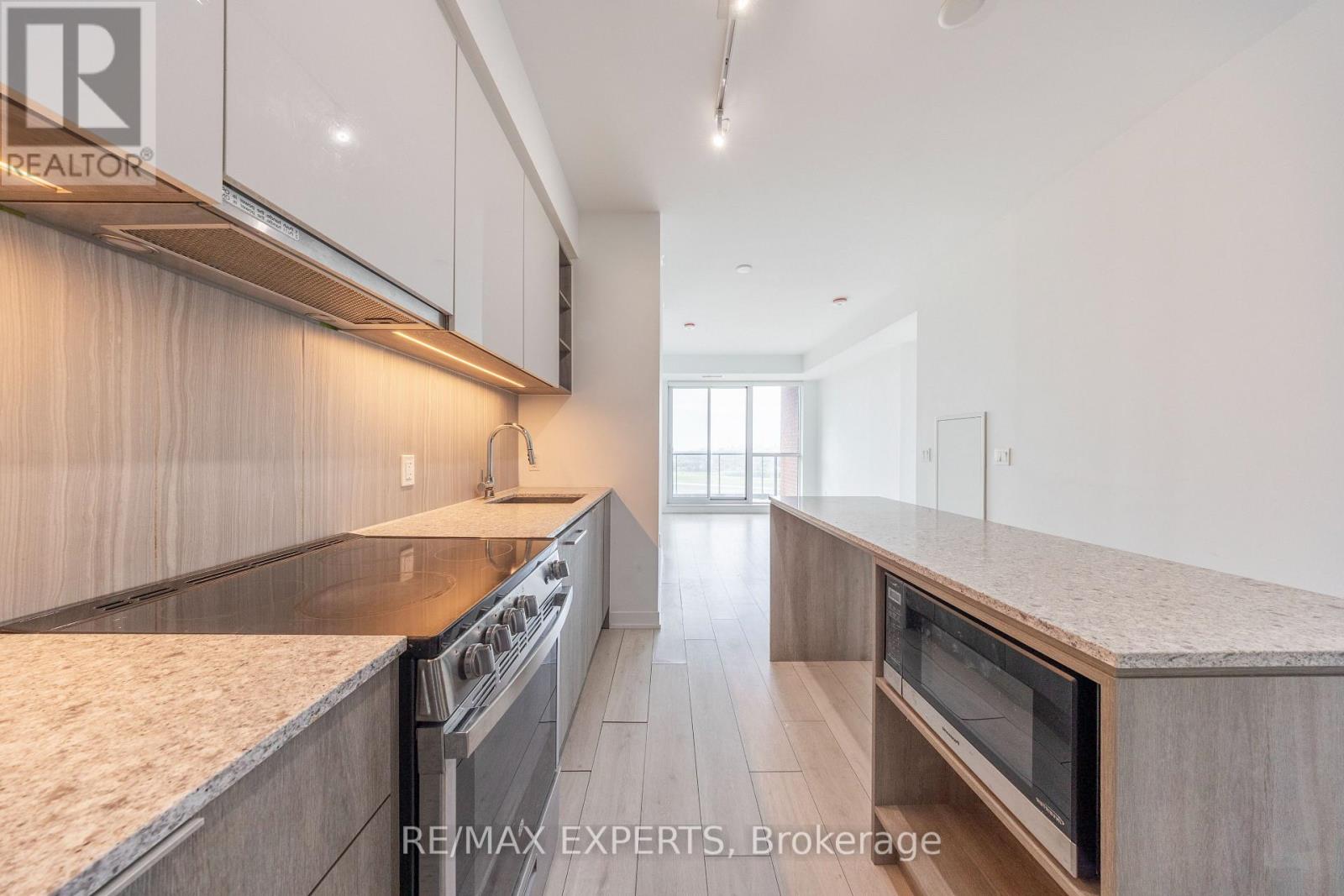 120 - 31 Tippett Road, Toronto, Ontario  M3H 0C8 - Photo 3 - C13547260