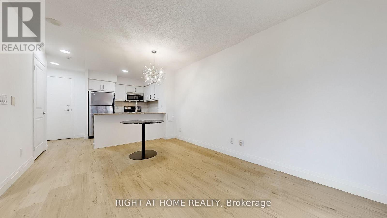 605 - 27 Rean Drive, Toronto, Ontario M2K 0A6 - Photo 2 - C13547276
