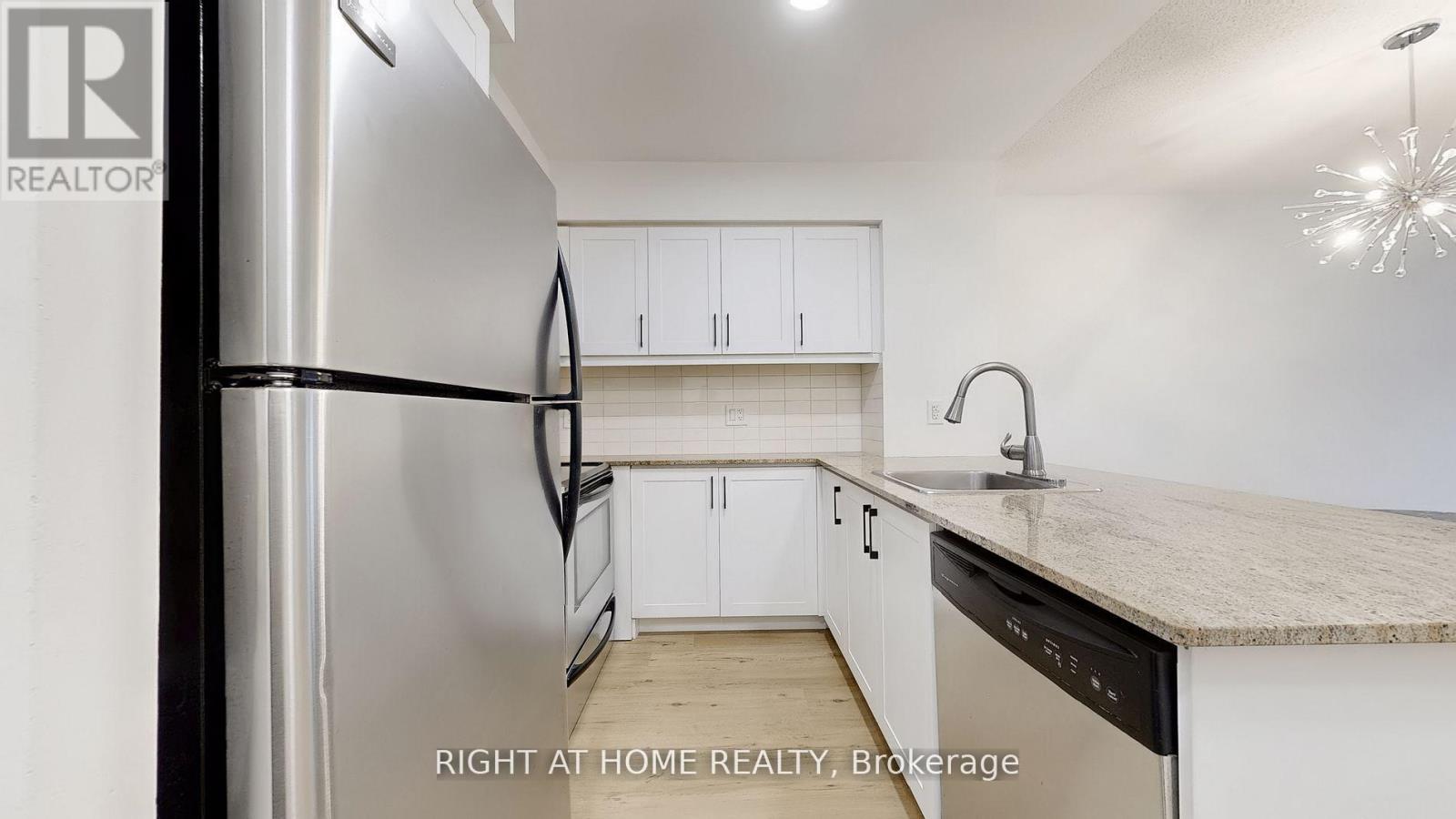 605 - 27 Rean Drive, Toronto, Ontario M2K 0A6 - Photo 6 - C13547276
