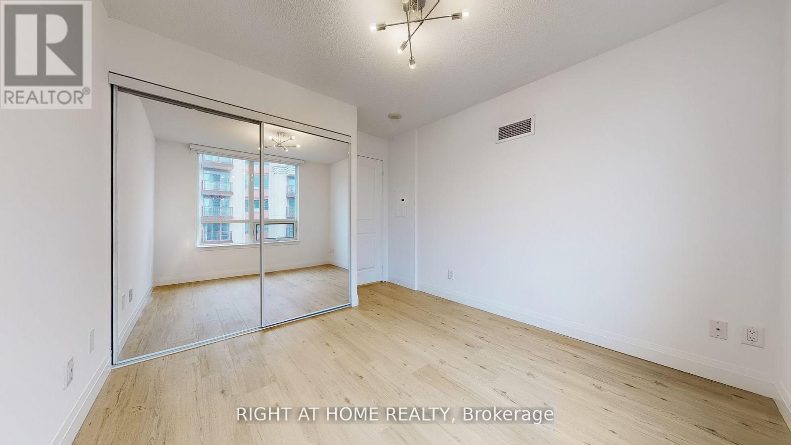 605 - 27 Rean Drive, Toronto, Ontario M2K 0A6 - Photo 7 - C13547276