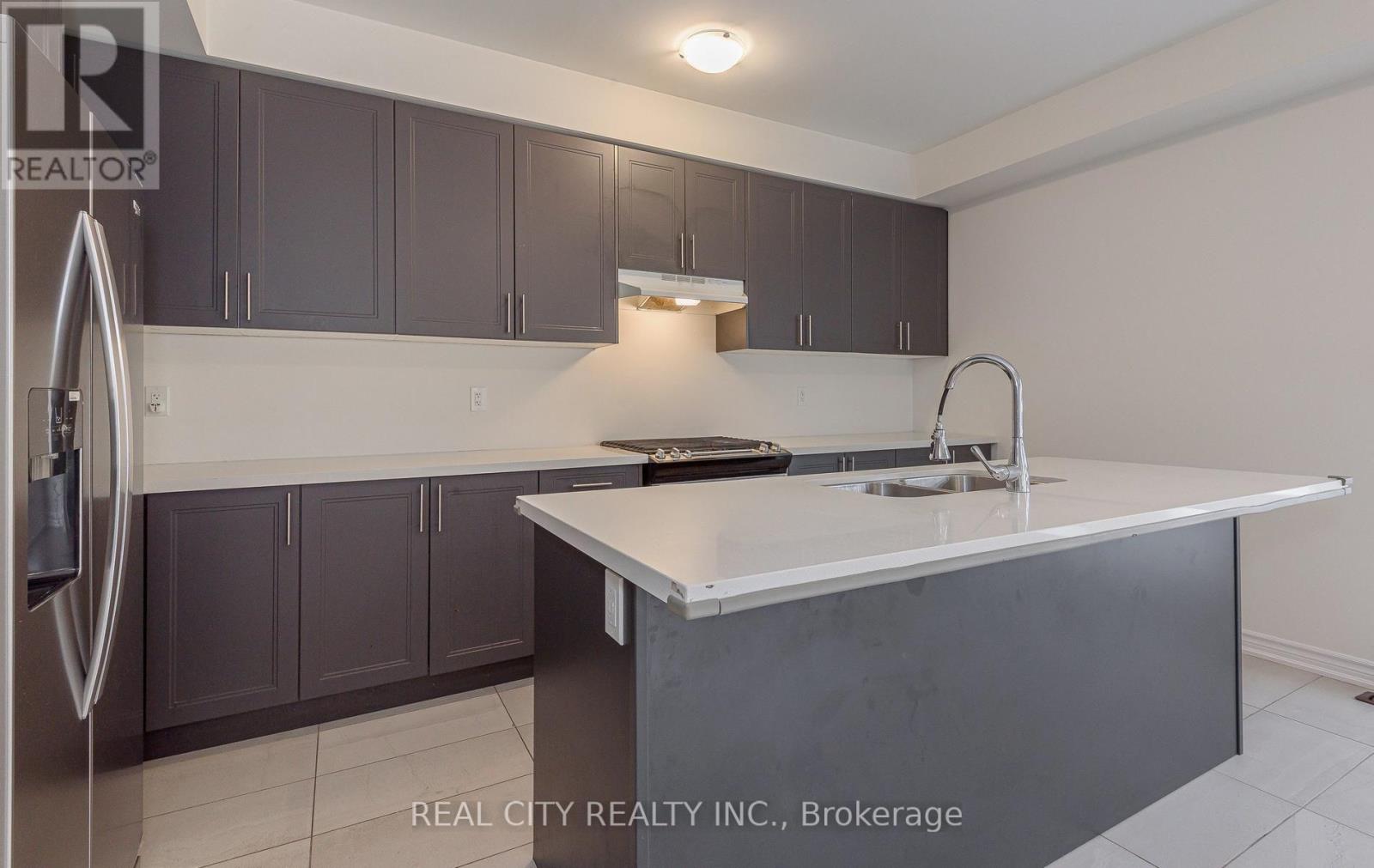 202 Doug Finney Street, Oshawa, Ontario  L1K 3G3 - Photo 14 - E13547270