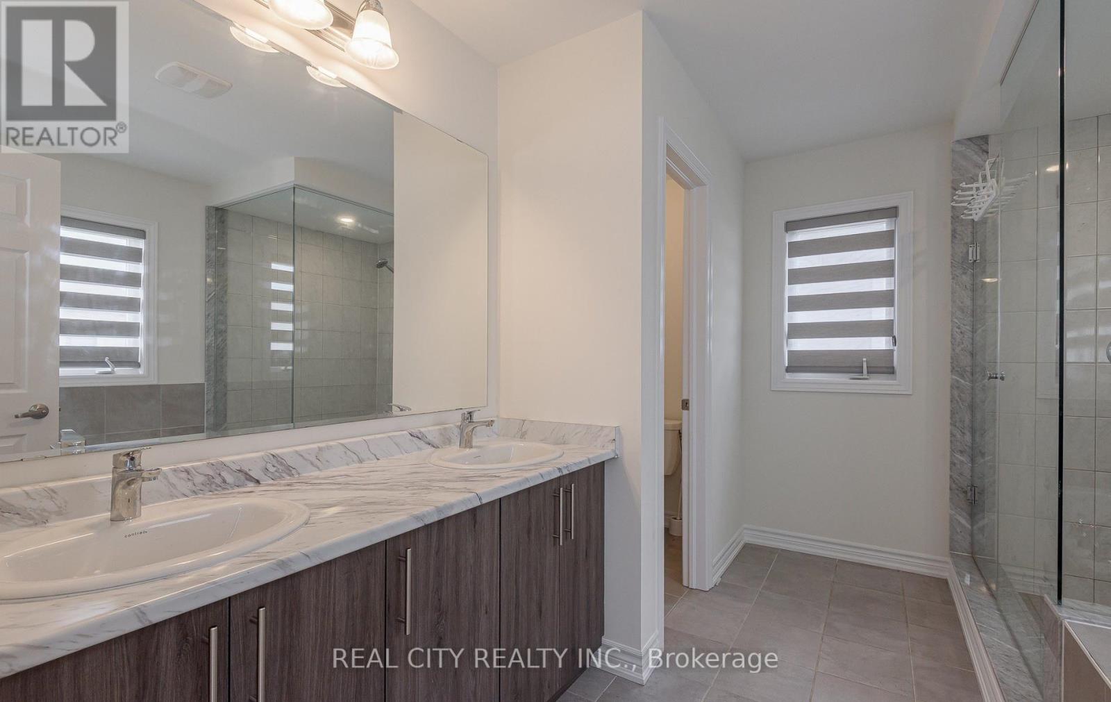 202 Doug Finney Street, Oshawa, Ontario  L1K 3G3 - Photo 26 - E13547270