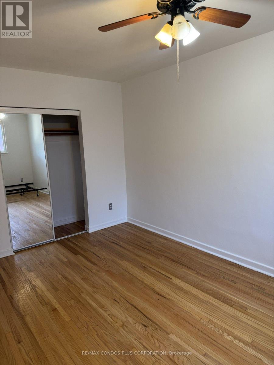 9 Rockwood Drive, Toronto, Ontario  M1M 3M9 - Photo 6 - E13547290