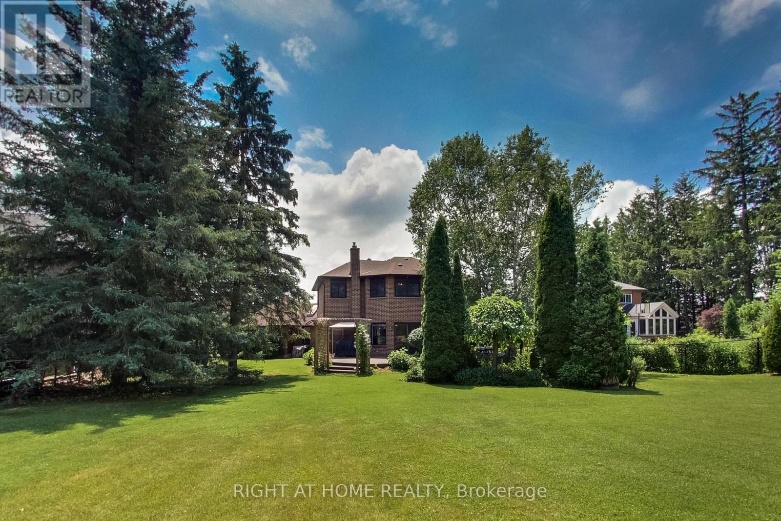 41 Bloomfield Trail, Richmond Hill, Ontario  L4E 2K5 - Photo 10 - N13547314