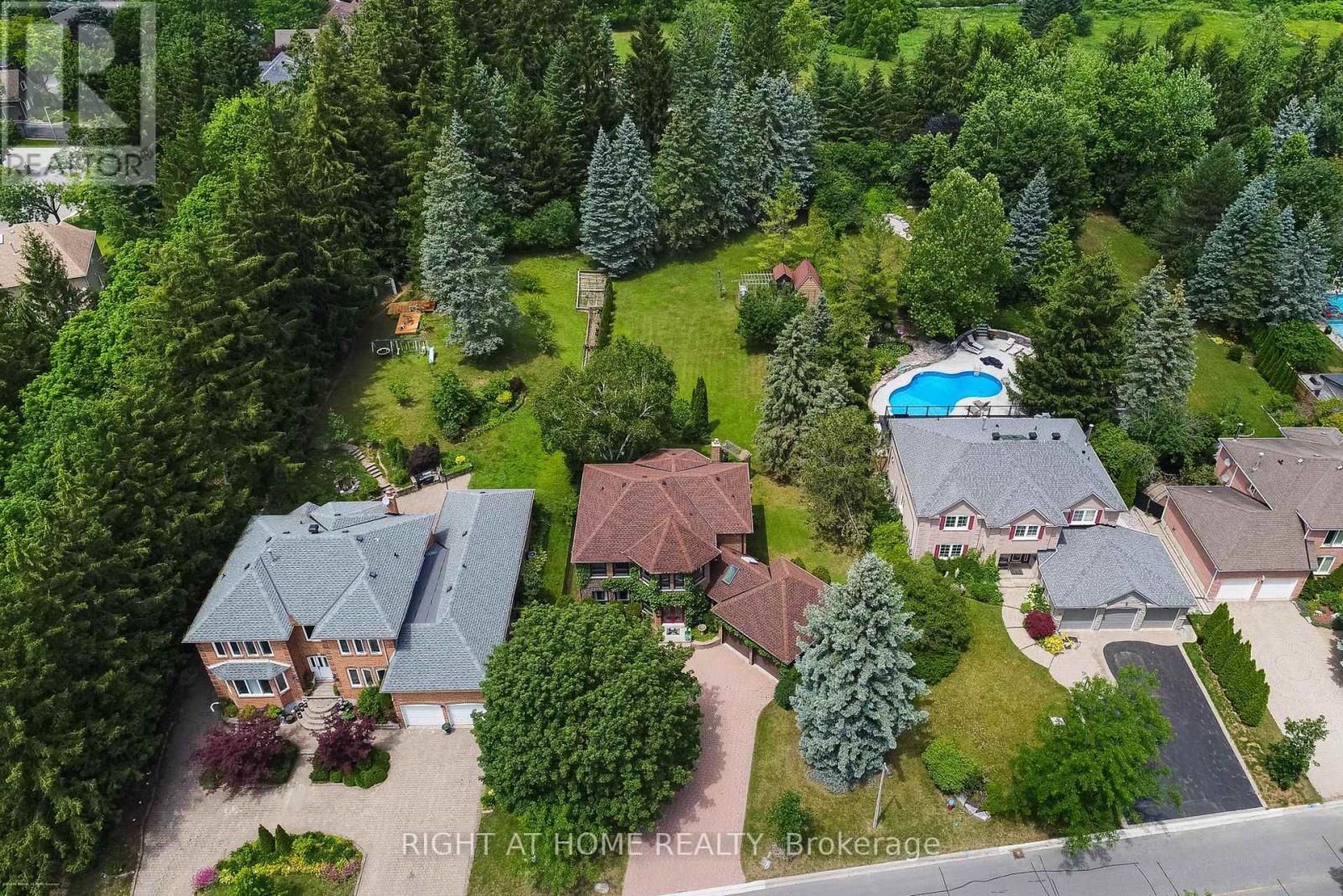 41 Bloomfield Trail, Richmond Hill, Ontario  L4E 2K5 - Photo 14 - N13547314