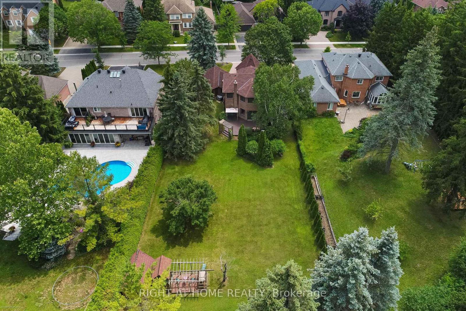 41 Bloomfield Trail, Richmond Hill, Ontario  L4E 2K5 - Photo 15 - N13547314