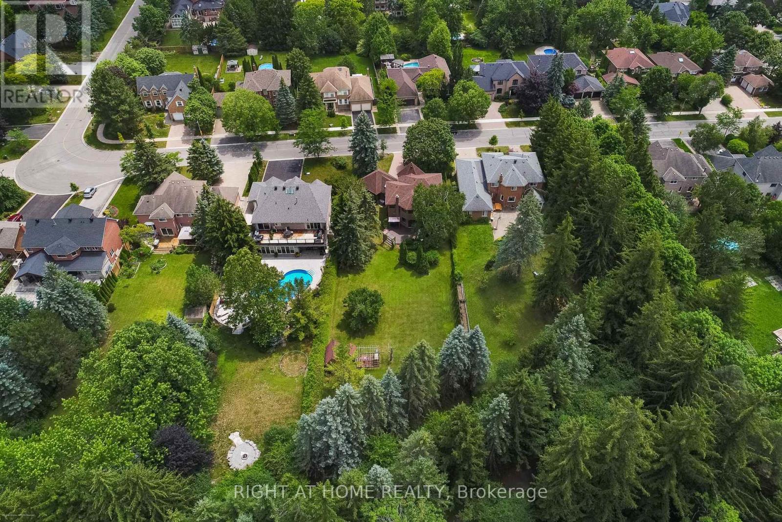 41 Bloomfield Trail, Richmond Hill, Ontario  L4E 2K5 - Photo 16 - N13547314