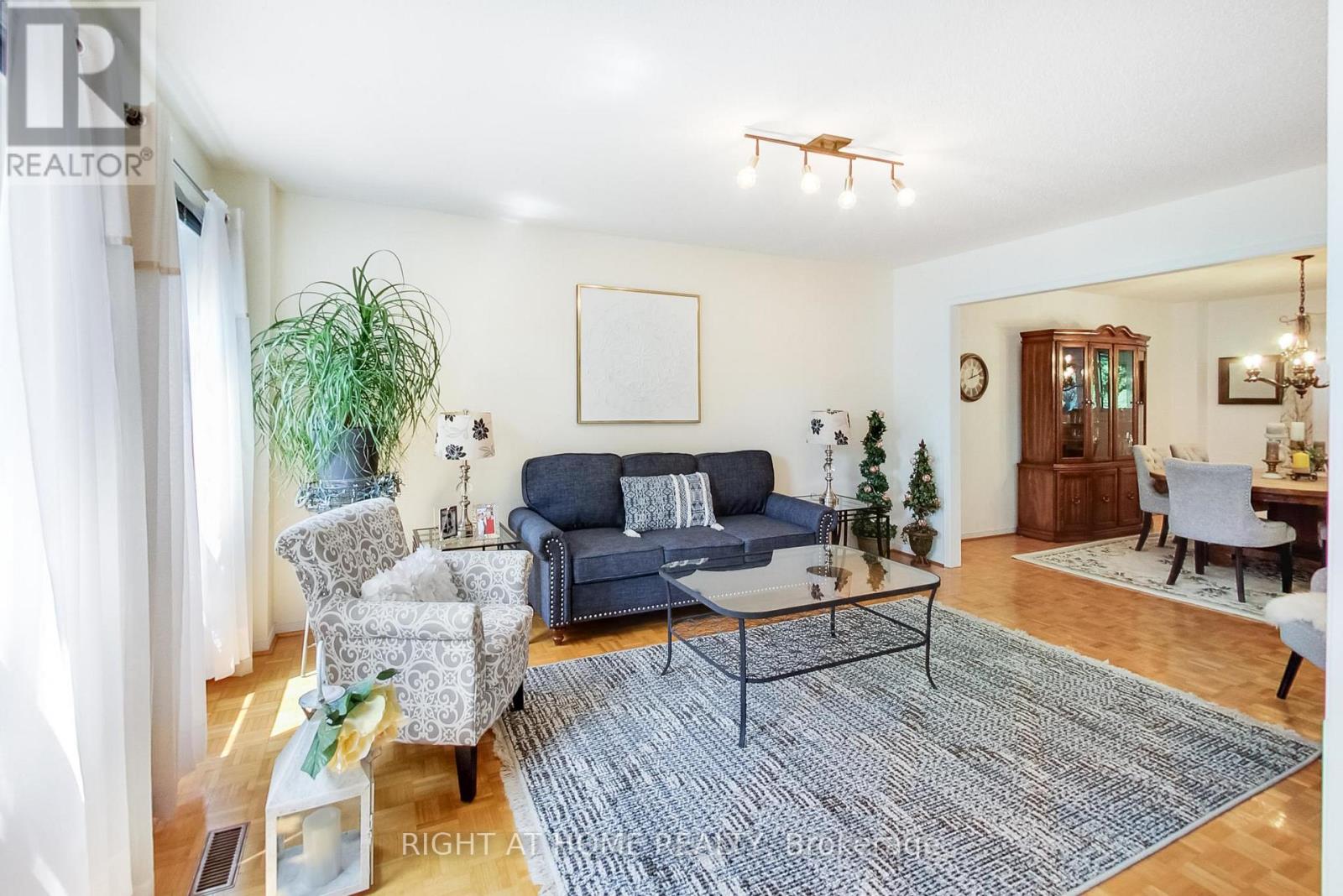 41 Bloomfield Trail, Richmond Hill, Ontario  L4E 2K5 - Photo 18 - N13547314
