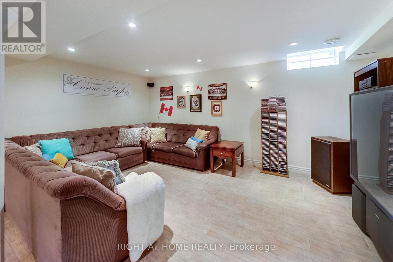 41 Bloomfield Trail, Richmond Hill, Ontario  L4E 2K5 - Photo 44 - N13547314