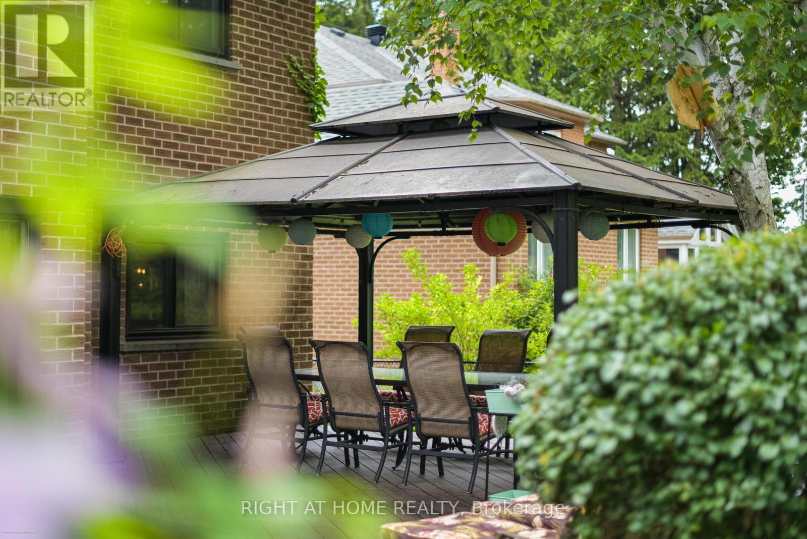 41 Bloomfield Trail, Richmond Hill, Ontario  L4E 2K5 - Photo 8 - N13547314