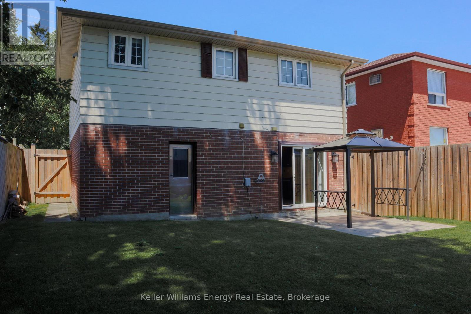 Unit 1 - 349 Adelaide Avenue W, Oshawa, Ontario  L1J 2R7 - Photo 17 - E13547370