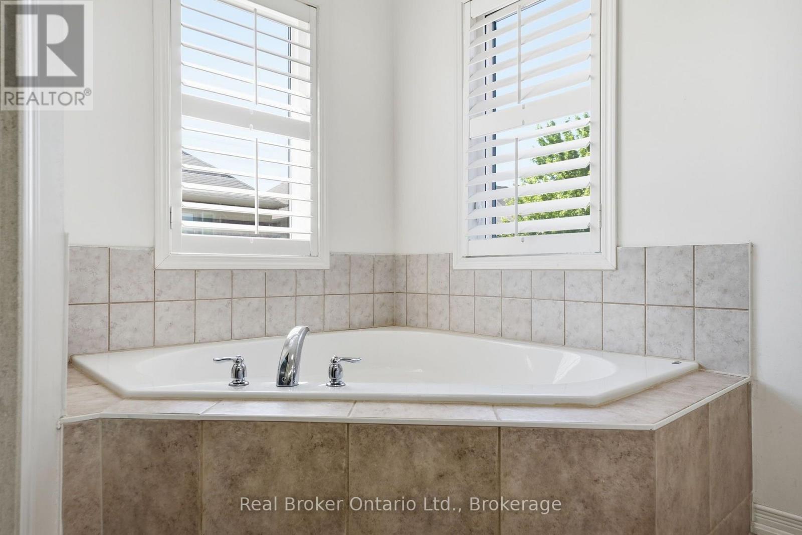 3293 Steeplechase Drive, Burlington, Ontario  L7M 0N7 - Photo 31 - W13547330