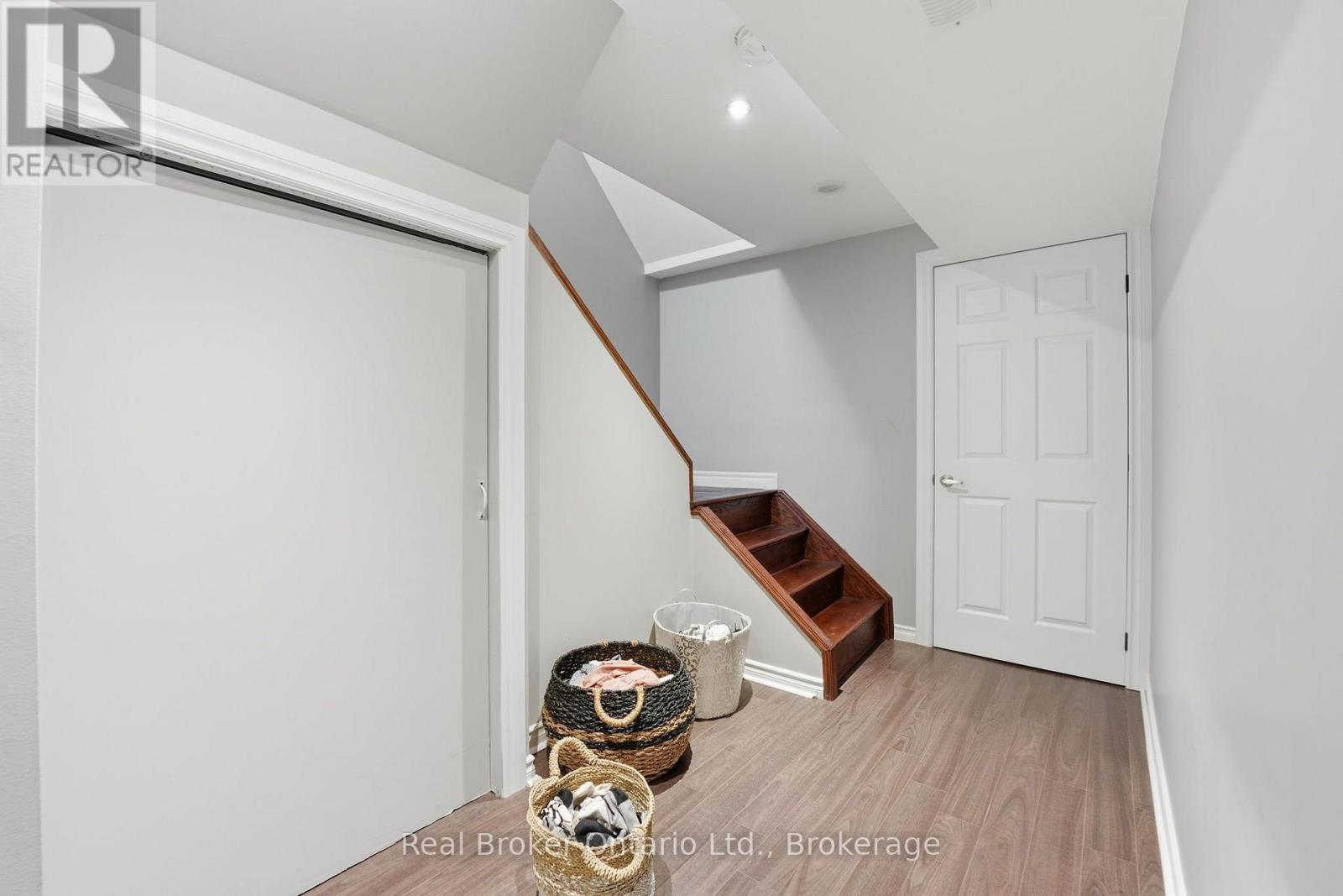 3293 Steeplechase Drive, Burlington, Ontario  L7M 0N7 - Photo 36 - W13547330