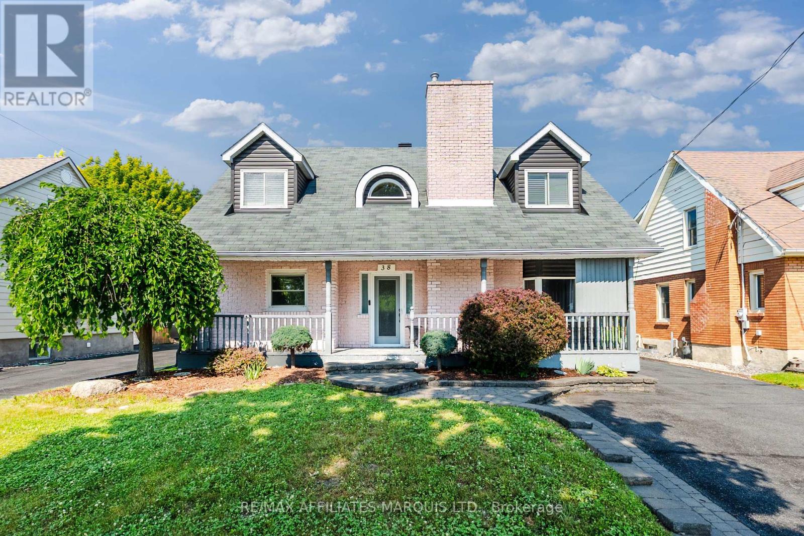 38 BRYDEN AVENUE, Cornwall