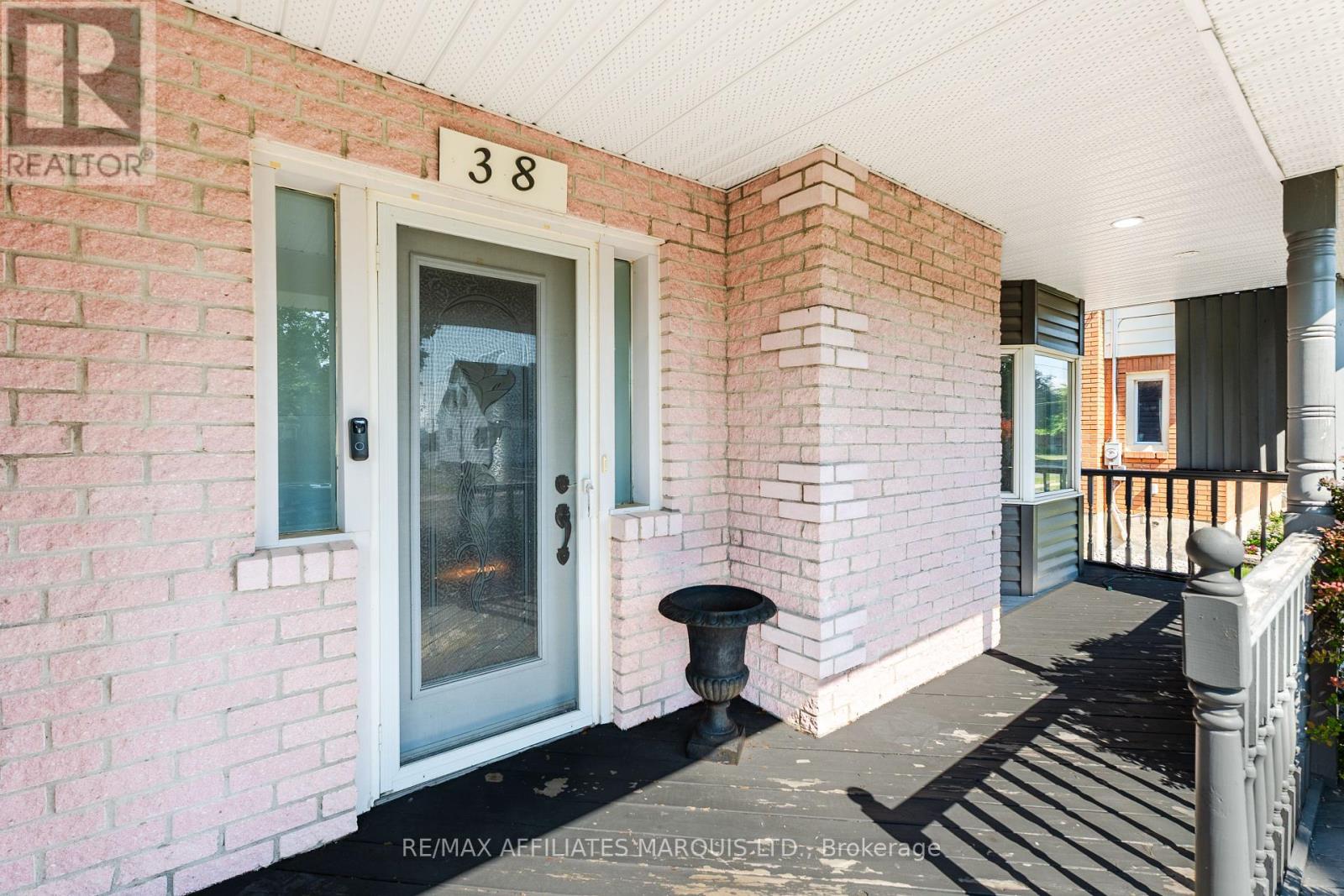38 Bryden Avenue, Cornwall, Ontario  K6H 5M5 - Photo 4 - X13547360