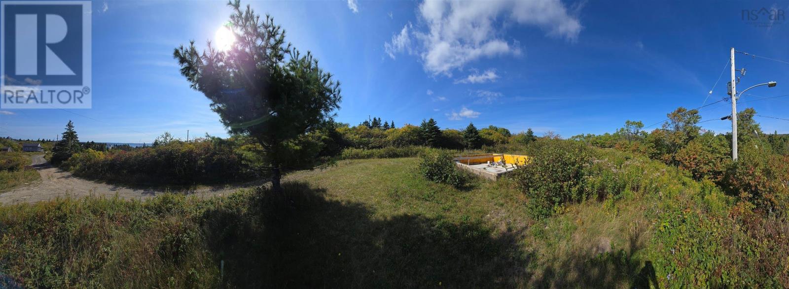 56 North Road, Charlos Cove