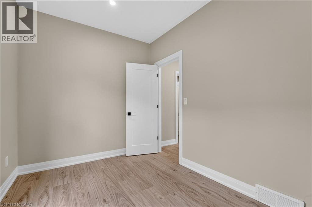 317 Alder Street W, Haldimand County, Ontario  N1A 1R7 - Photo 13 - 40843583