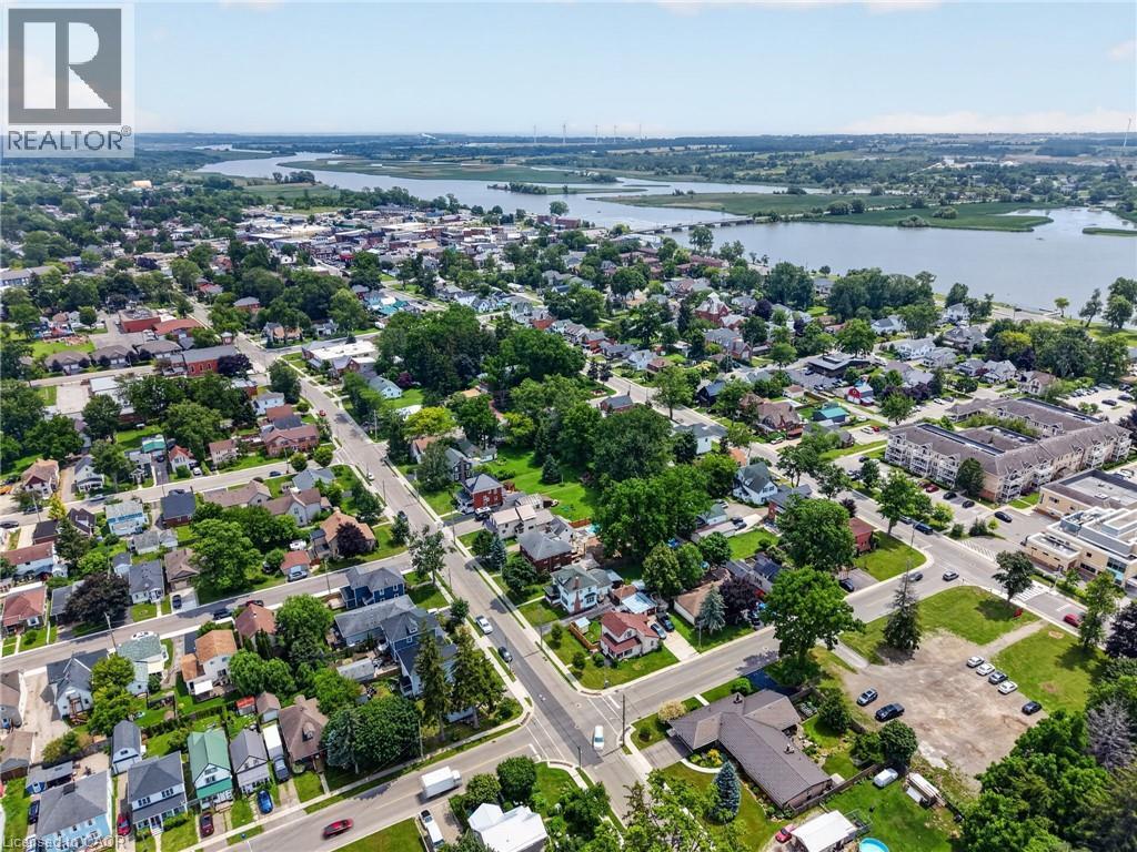 317 Alder Street W, Haldimand County, Ontario  N1A 1R7 - Photo 32 - 40843583