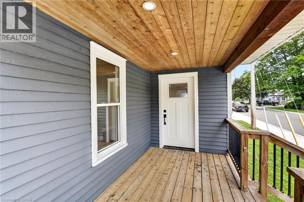 317 Alder Street W, Haldimand County, Ontario  N1A 1R7 - Photo 3 - 40843583
