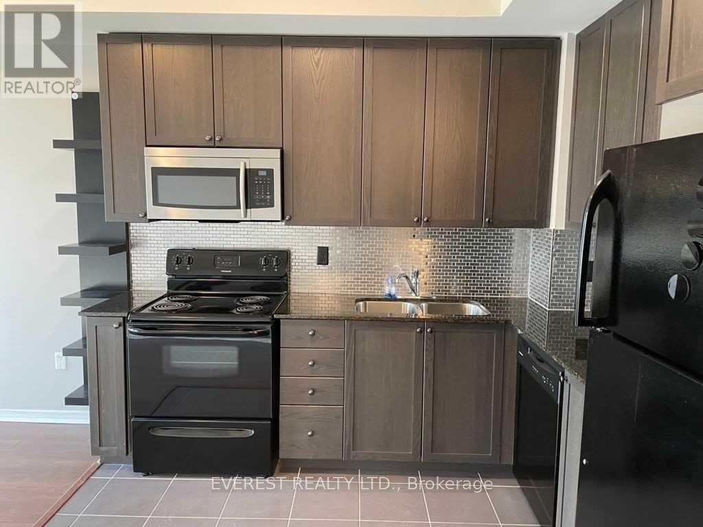 109 - 54 Sky Harbour Drive, Brampton, Ontario L6Y 6B9 - Photo 2 - W13547336